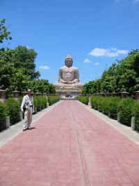 marcus at buddha statue